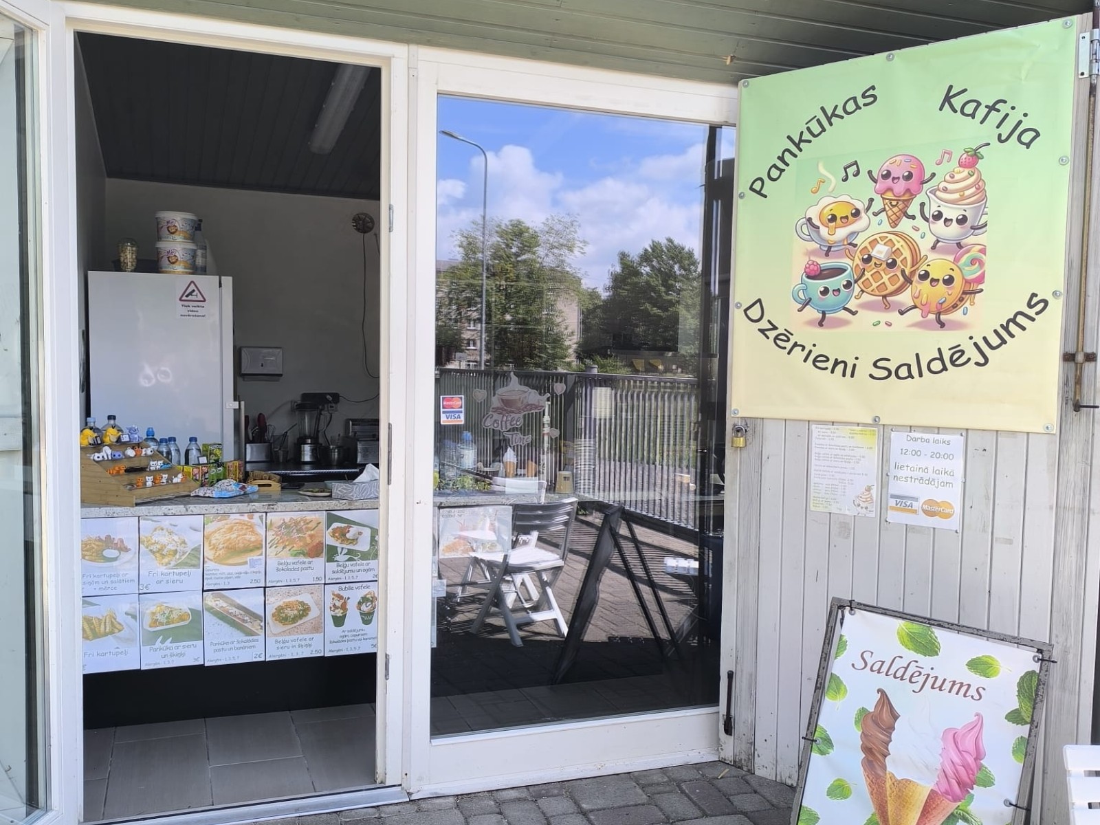 NAM NAM kiosks no ārpuses